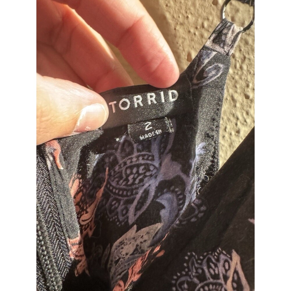 Torrid Paisley  Cami Spaghetti Straps Sz 2x - Picture 4 of 8